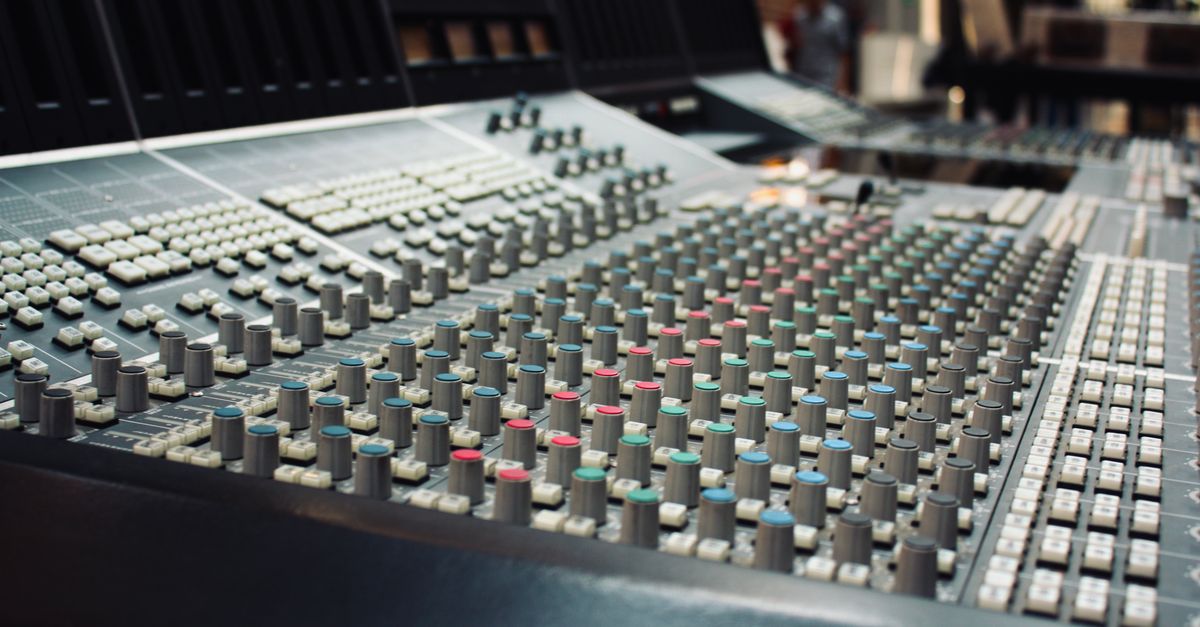 AI Audio Production Gets a Multi-Agent Upgrade