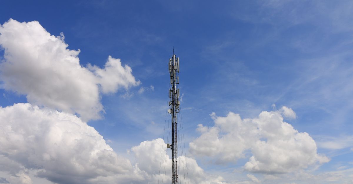A Startup Got Rival Ukrainian Telcos to Share Identity