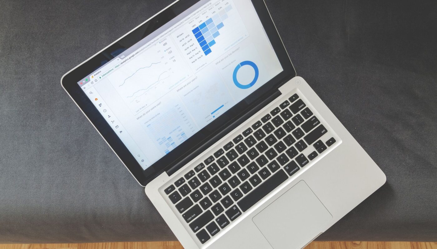 Meta’s Ad Assistant Gains Memory While Agentic Actions Stay in Testing